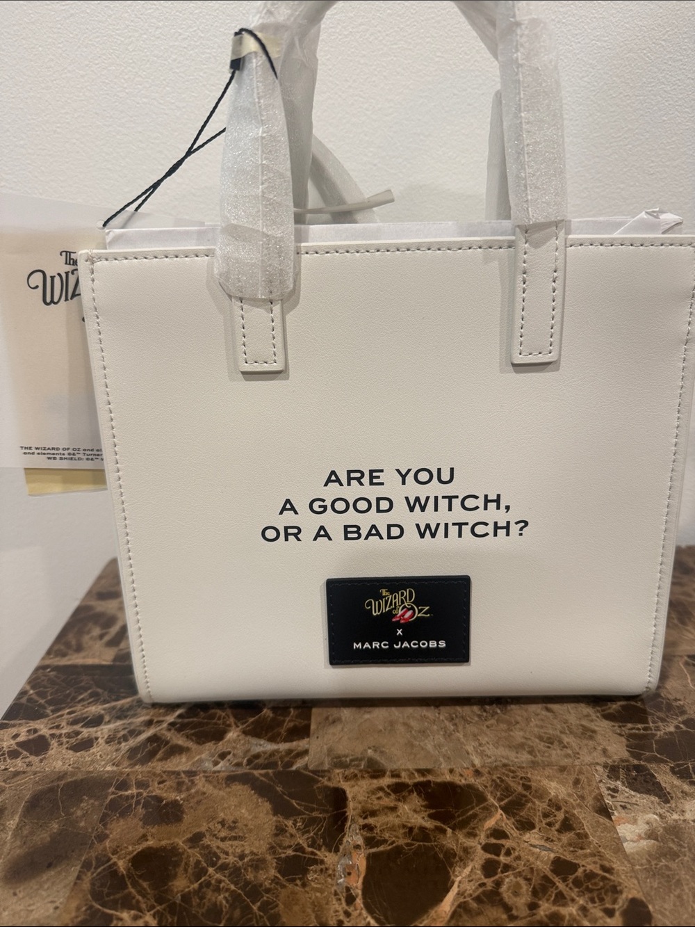 NWT Marc Jacobs x ‘The Wizard of Oz’ Glinda the Good Witch Leather Grind Tote - Picture 6 of 8